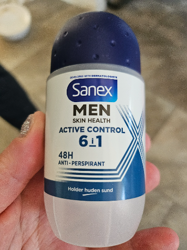 Sanex MEN ACTIVE CONTROL 6in1 Anti-Perspirant Deodorant Spray 200ml