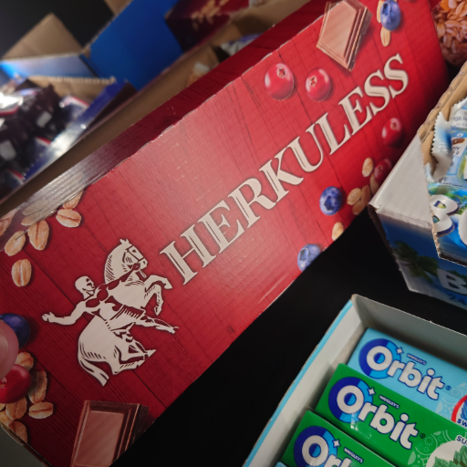 Herkuless Granola Muesli with Three Types of Chocolate
