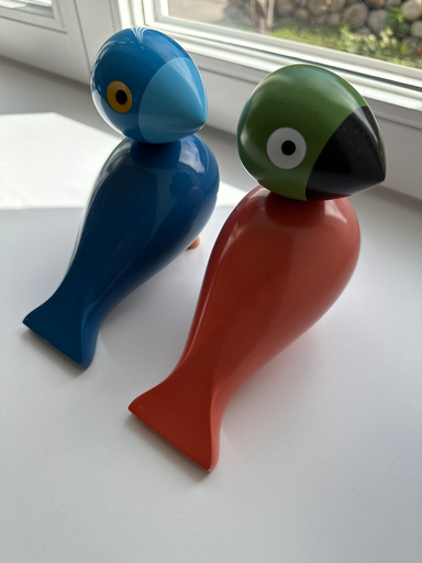 Hand-Painted Stoneware Bird Shaped Dish