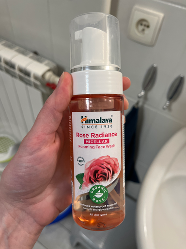 Himalaya Rose Radiance Micellar Foaming Face Wash
