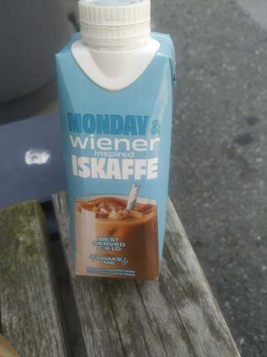 Monday& Iskaffe Wiener