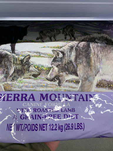 Sierra Mountain Canine Formula with Roasted Lamb