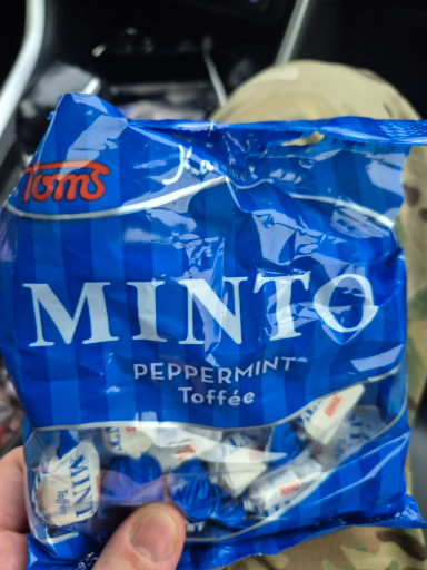 Tom's Minto Peppermint Toffee