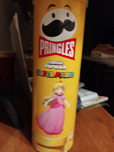 Pringles Super Mario Classic Potato Chips