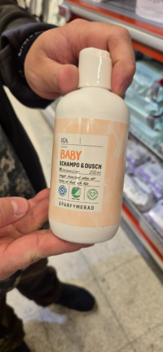 ICA Baby Shampoo & Dusch