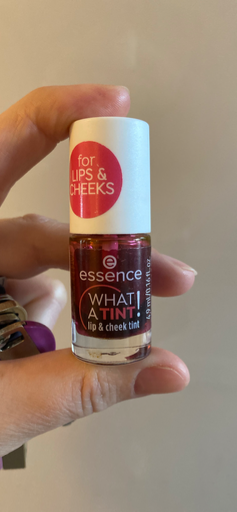 essence WHAT A TINT! lip & cheek tint