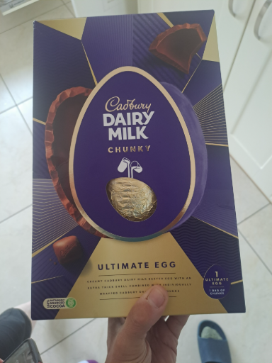 Cadbury Dairy Milk Chunky Ultimate Egg