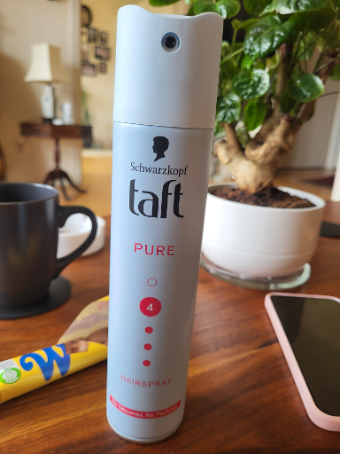 Schwarzkopf Taft Pure Hairspray