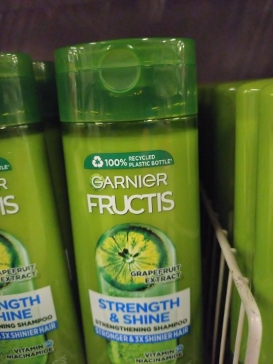Garnier Fructis Strength & Shine Strengthening Shampoo