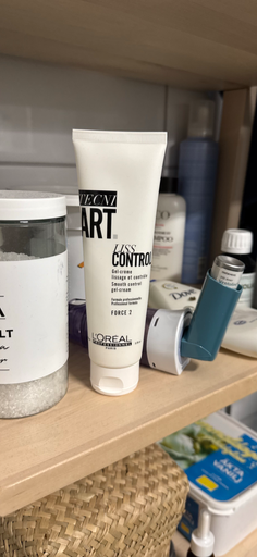L'Oreal Professionnel Tecni Art Liss Control Gel-Cream