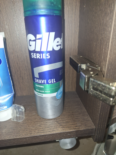 Gillette Series Sensitive Shave Gel with Aloe Vera