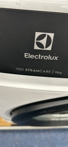Electrolux 700 SteamCare 11kg Washing Machine