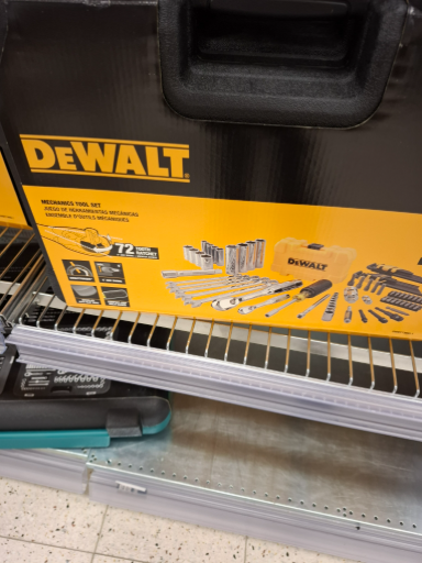DEWALT Mechanics Tool Kit