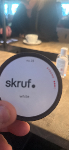 Skruf White Portion No. 24 Xtra Strong