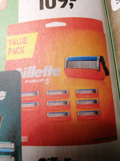 Gillette Fusion5 Men's Razor Handle + 1 Blade Refill