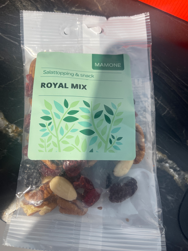 Mamone Royal Mix snack