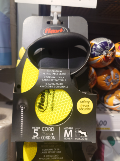 Flexi Retractable Dog Leash