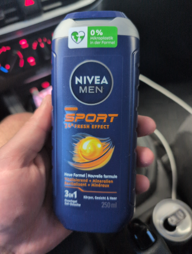NIVEA MEN Sport 3in1 Shower Gel