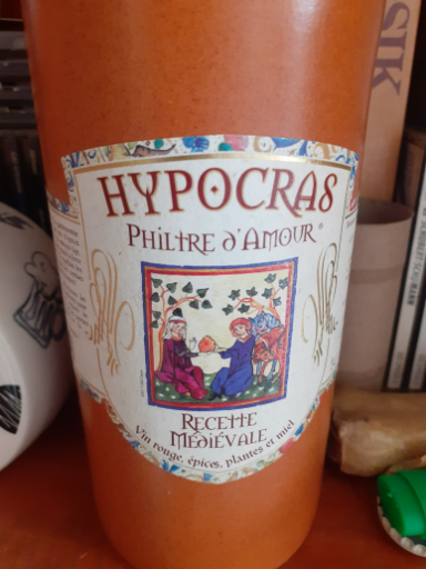 Hypocras "Philtre d'Amour" white wine in a stoneware bottle 75 cl