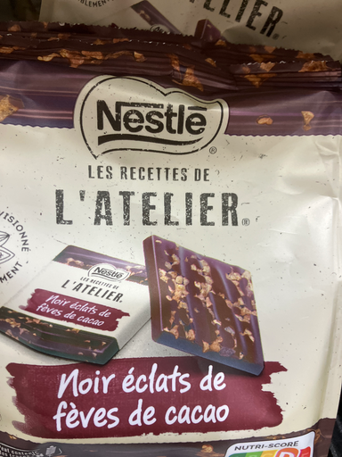 Noir éclats de fèves de cacao