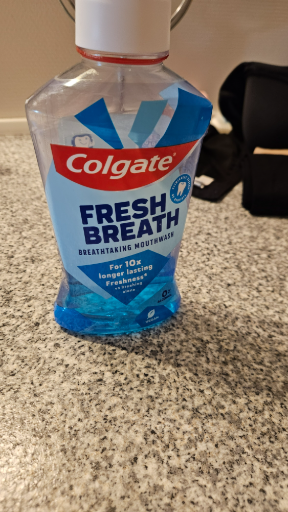 Colgate Fresh Breath