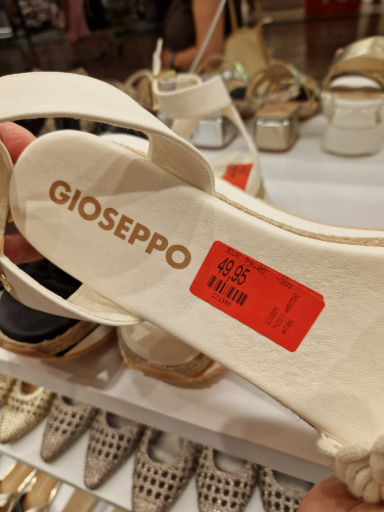 Gioseppo sandals