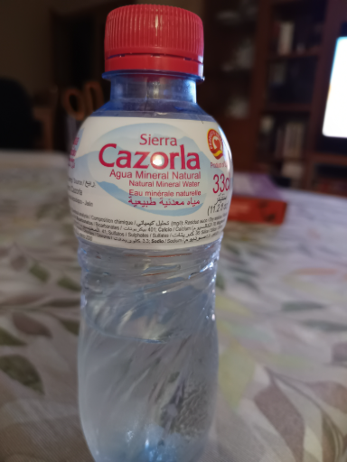 AGUA SIERRA CAZORLA Agua Mineral Natural
