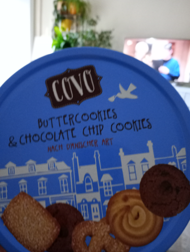 COVO Buttercookies & Chocolate Chip Cookies