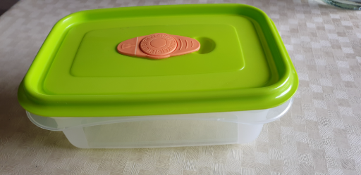 PRUTA Food Container with Lid