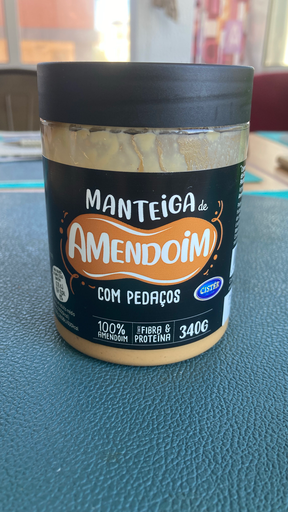 Manteiga de Amendoim com Pedaços