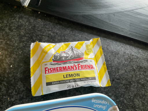 Fisherman's Friend Lemon