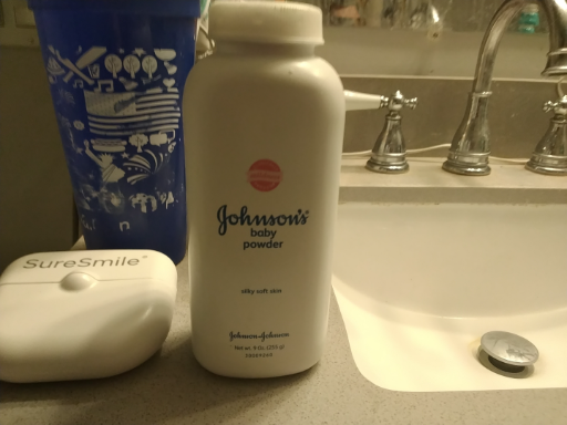Johnson's baby powder