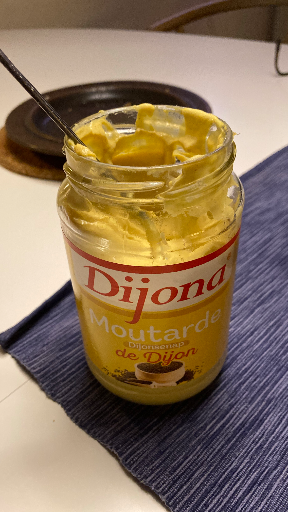 Dijona Moutarde de Dijon mustard