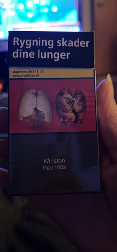 Winston Red 100s cigarette