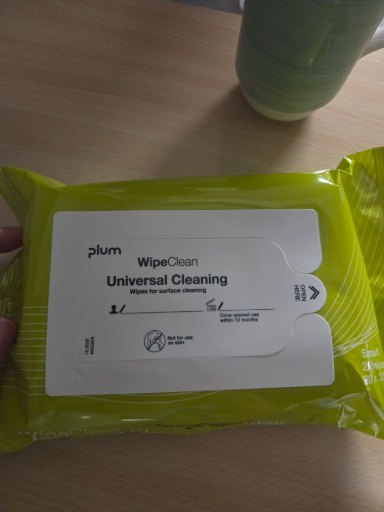 Plum WipeClean Universal Cleaning