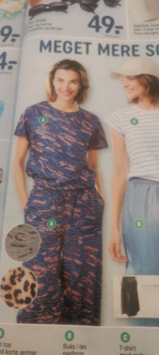 Women's Cloud Knit Short Sleeve Notch Collar Top and Shorts Pajama Set